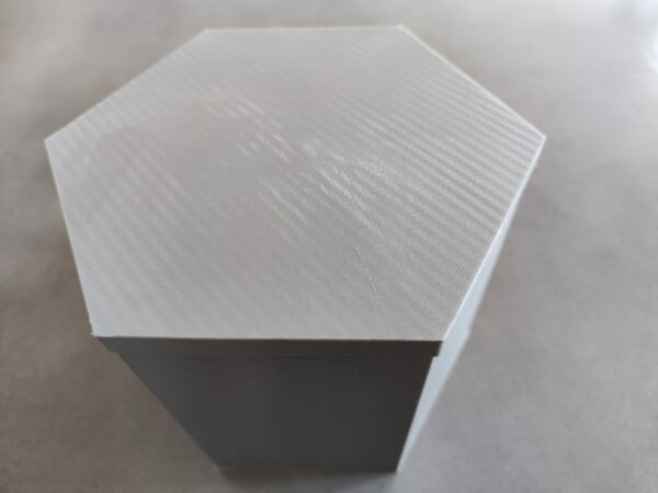Box mit Deckel für 25 Basisplatten des Spiels Dorfromantik – Bild 3