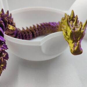 Drache im Überraschungsei